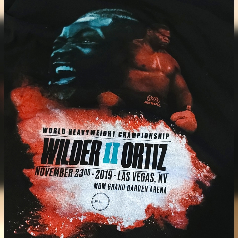 Vintage short sleeve prome Tshirt. Ortiz vs wilder 2019